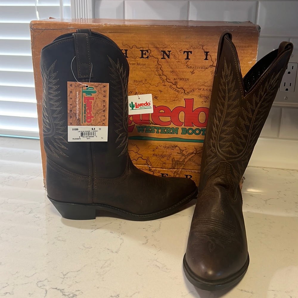 Ladies Laredo Boots NIB Golden Condor 9.5